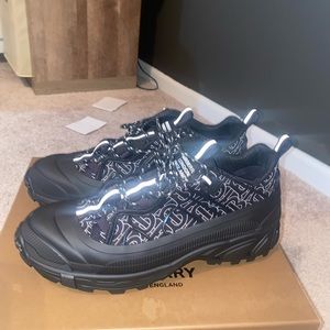 Mens Burberry Aurthur M Shoe